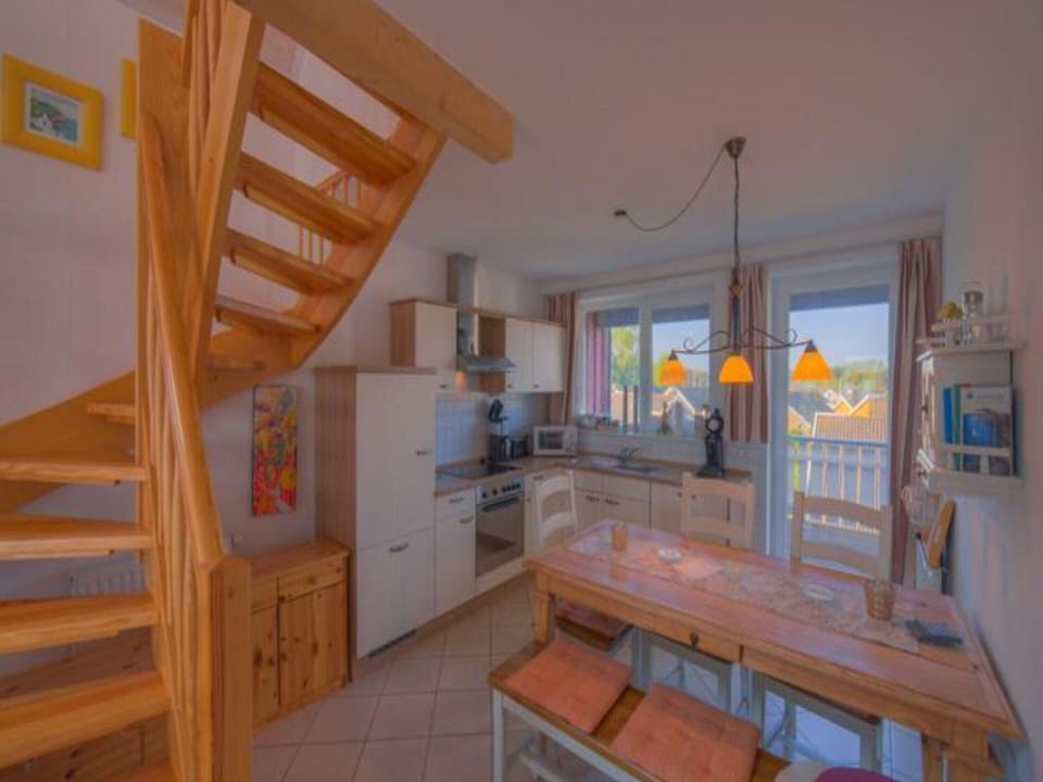 Apartment | Private kitchen | Electric kettle, toaster, highchair