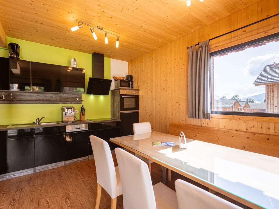 Chalet | Private kitchen | Highchair