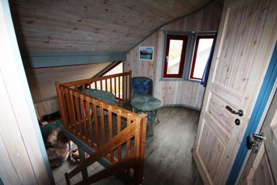 House | 3 bedrooms, individually furnished