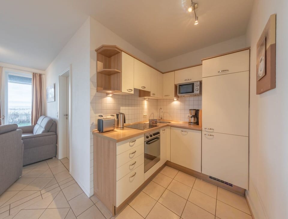Apartment | Private kitchen | Electric kettle, toaster, highchair