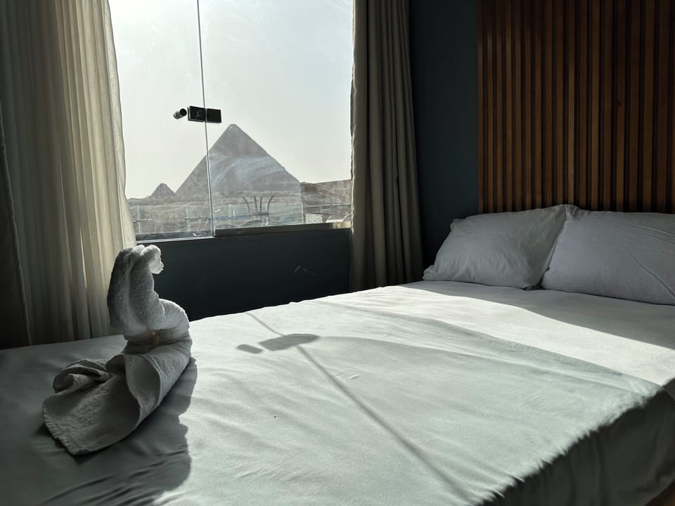 Double Room, Mountain View | Hypo-allergenic bedding, in-room safe, free WiFi