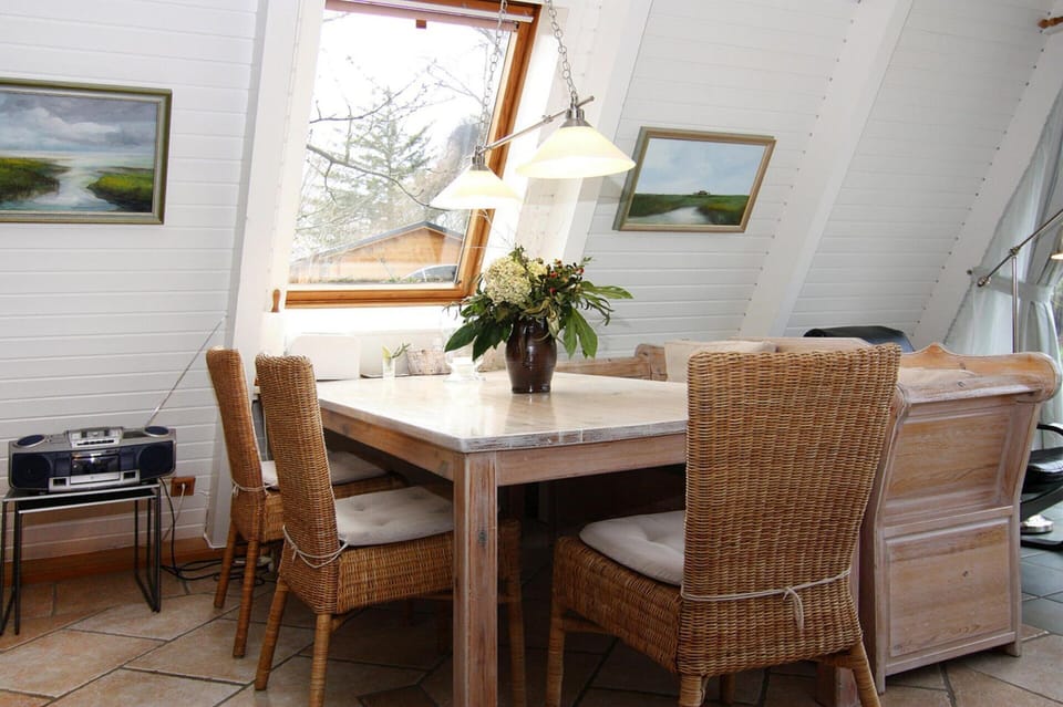 House | Dining
