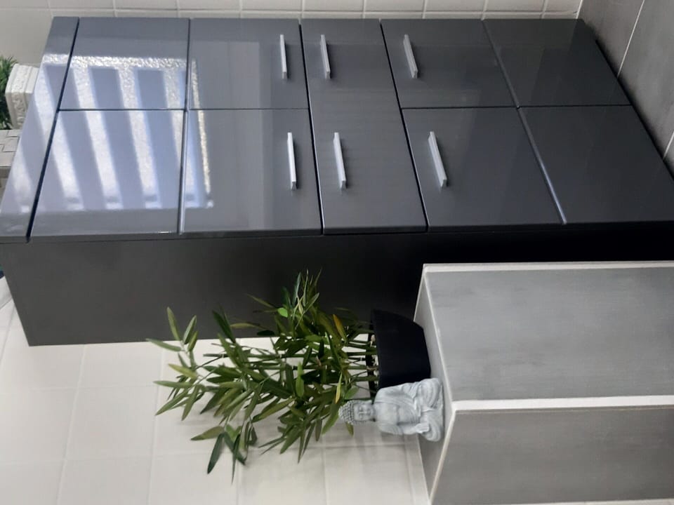 House | Bathroom
