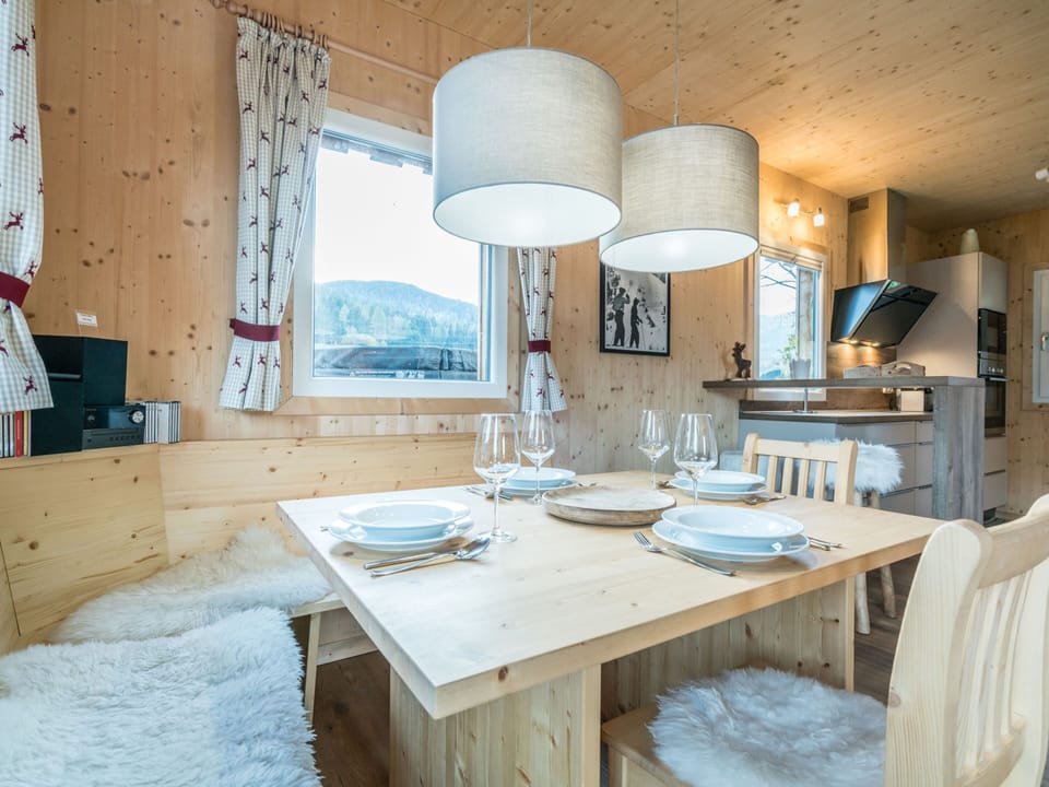 Chalet | Dining