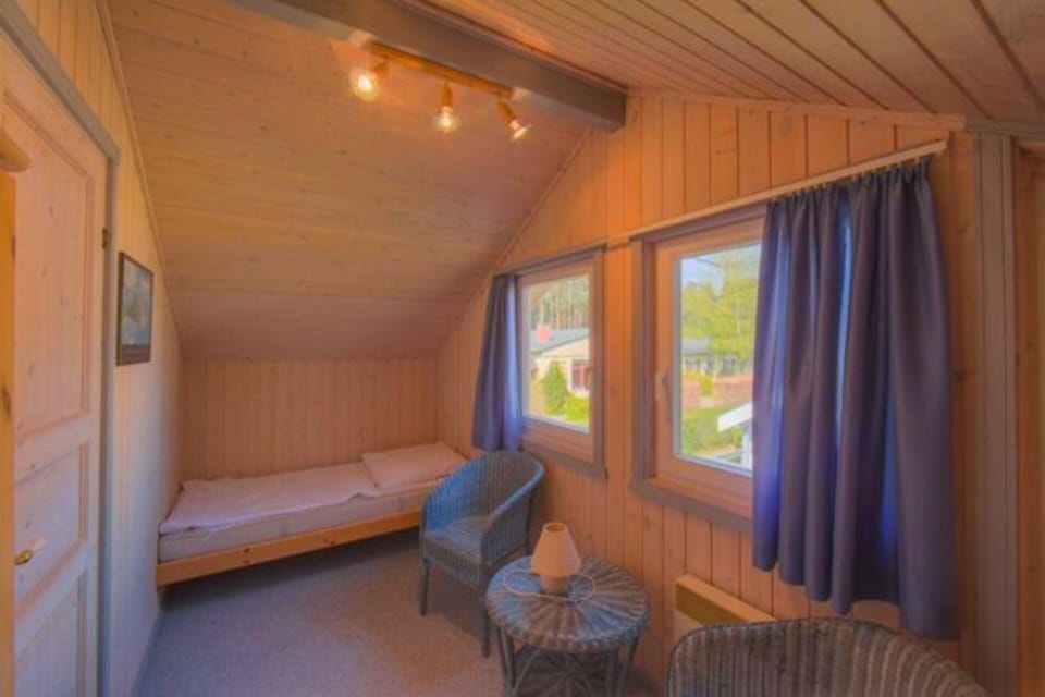 House | 3 bedrooms, individually furnished