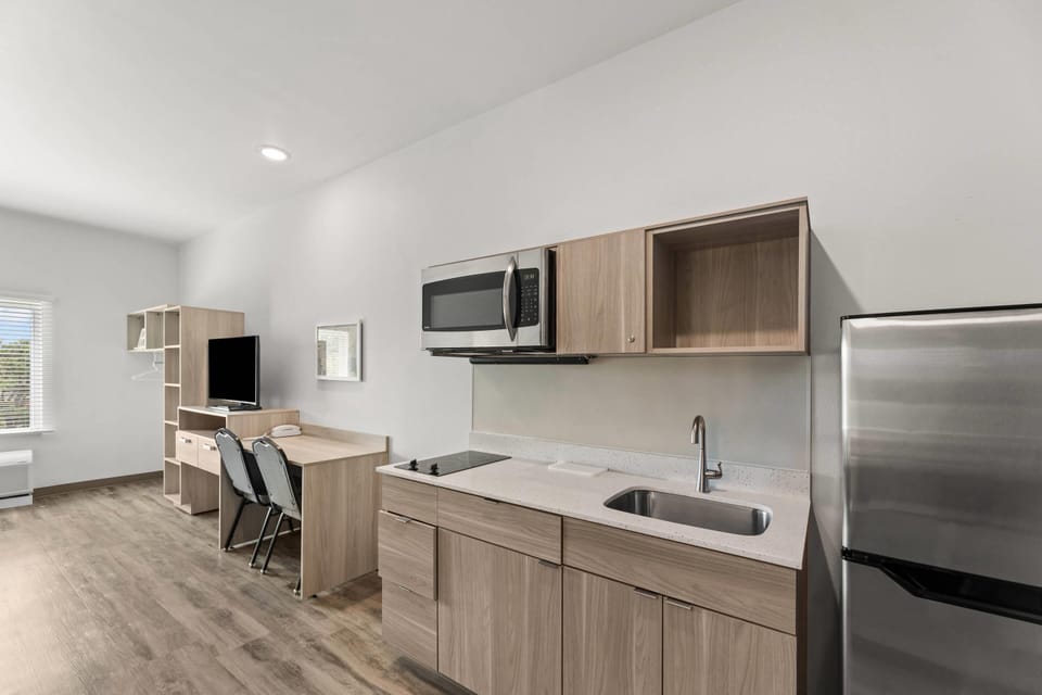 Suite, 2 Queen Beds, Non Smoking | Desk, free WiFi