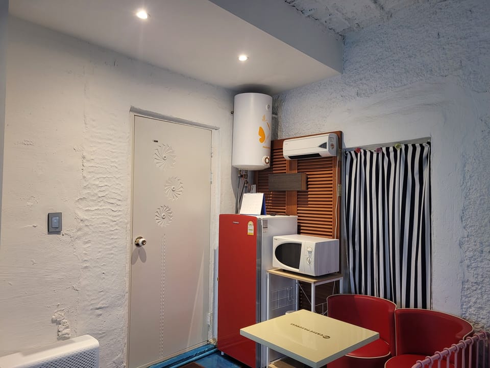 Classic Studio Suite | 4 bedrooms, soundproofing, free WiFi