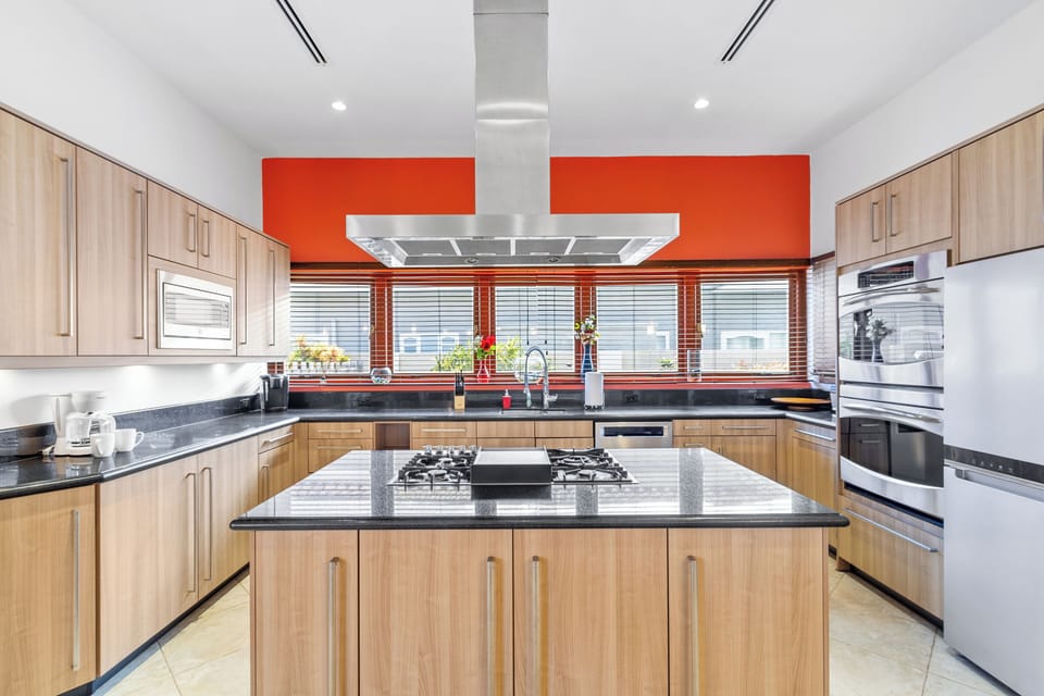 House (4 Bedrooms) | Property amenity