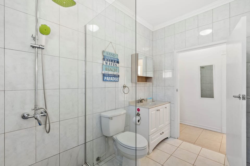 Washington 41-n Cottage in Noord