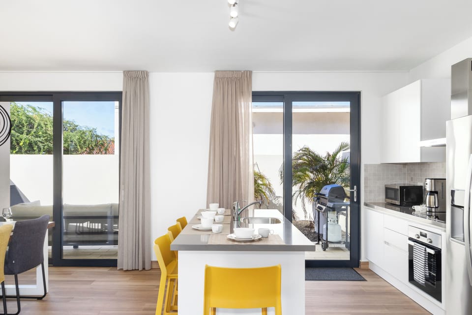 Studio (3 Bedrooms) | Property amenity