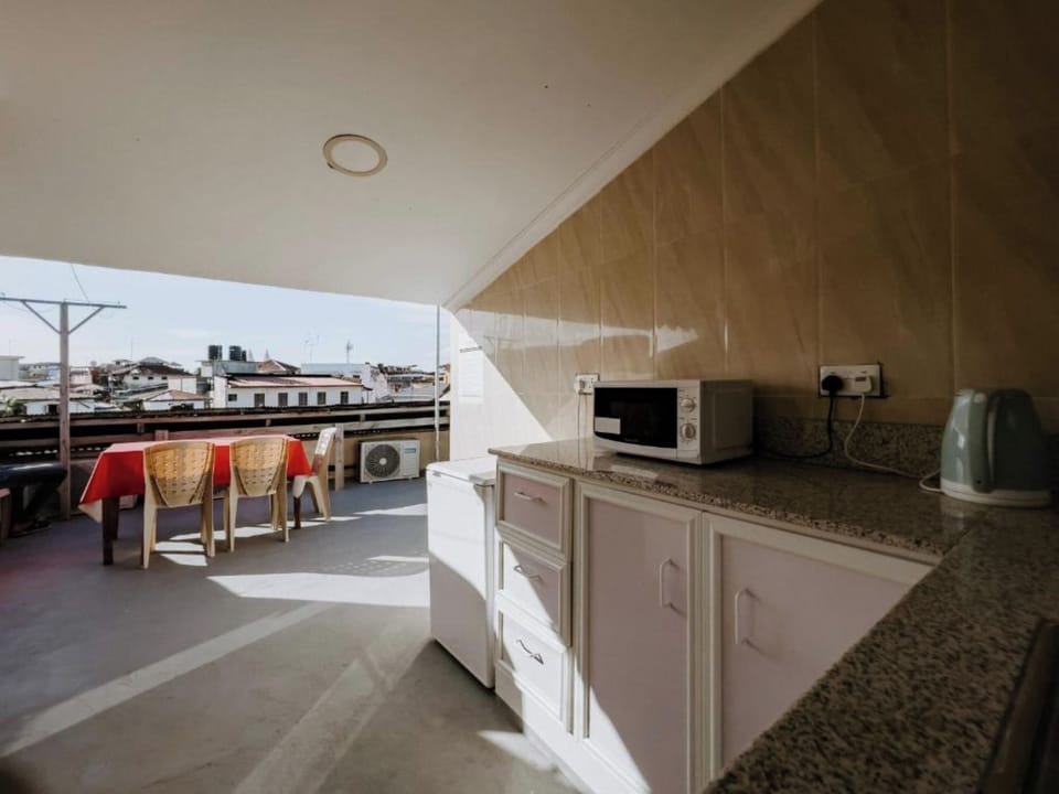 Shared kitchen facilities