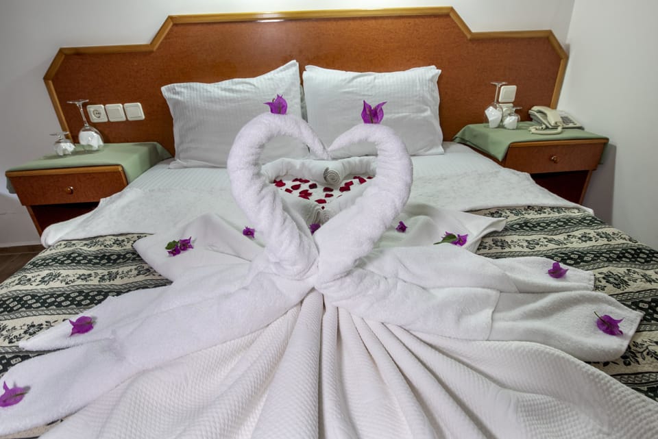 Standard Double or Twin Room, 1 Queen Bed | Blackout drapes, soundproofing, iron/ironing board, free WiFi