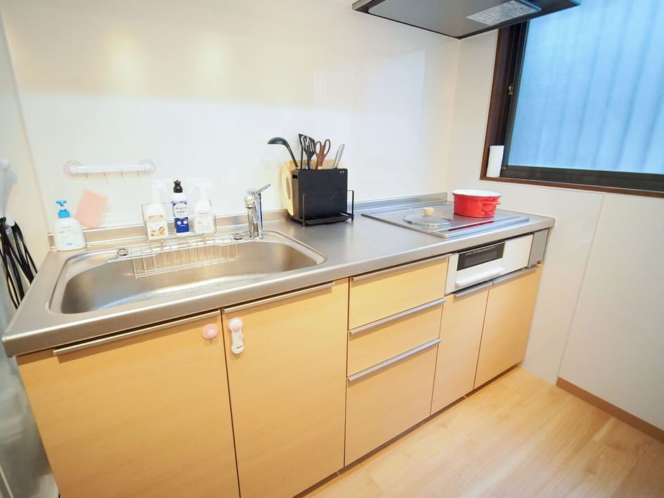 Family Villa, 2 Bedrooms, Non Smoking | Private kitchen | Shared fridge, microwave, electric kettle