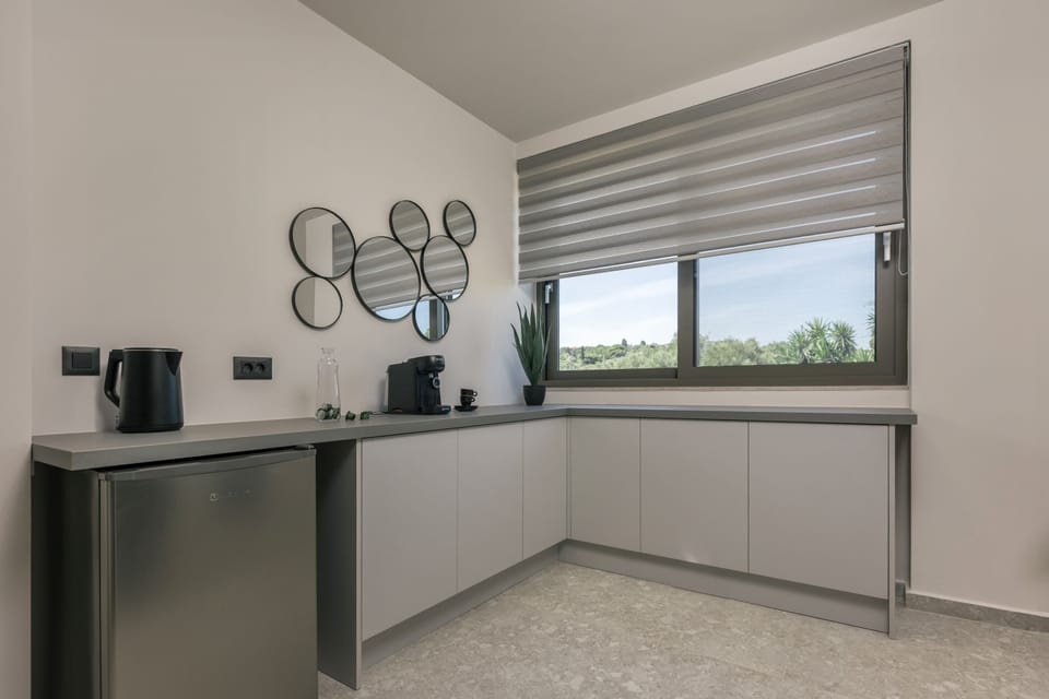 Comfort Villa, Balcony | 4 bedrooms, free WiFi