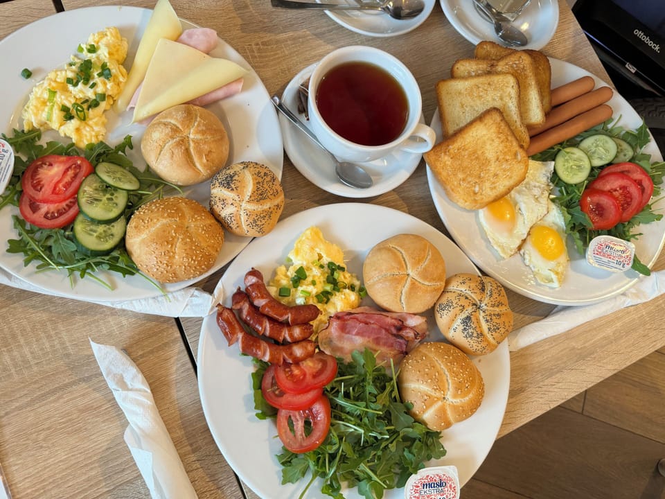 Breakfast meal