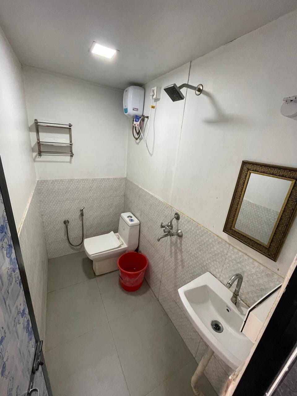 Deluxe Room | Bathroom