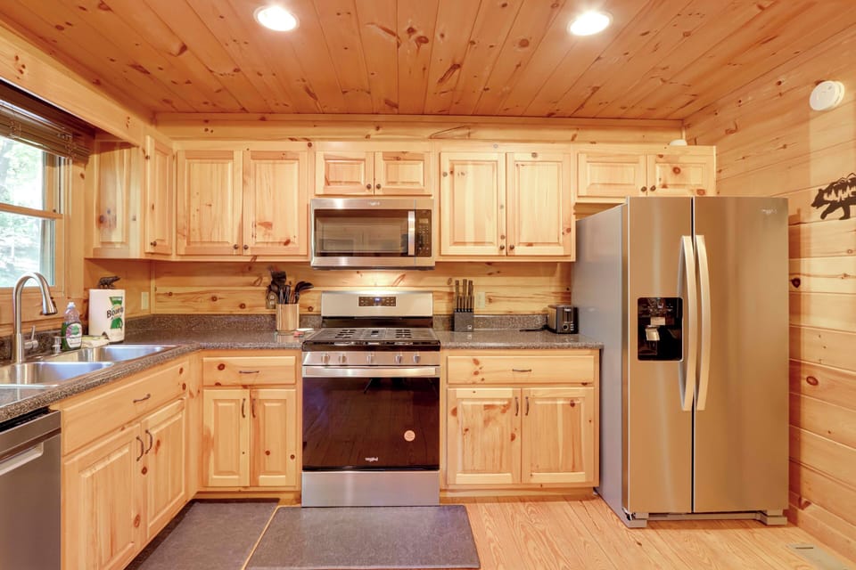 House (2 Bedrooms) | Interior