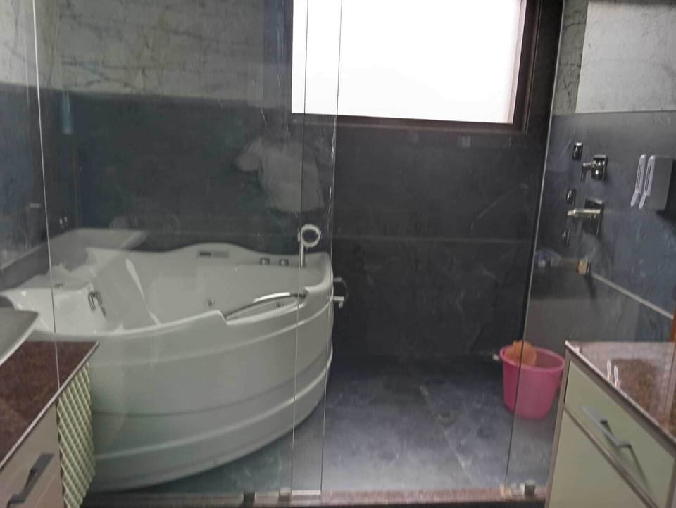 Classic Double Room, Balcony, Garden View | Bathroom | Combined shower/tub, hair dryer, towels, soap