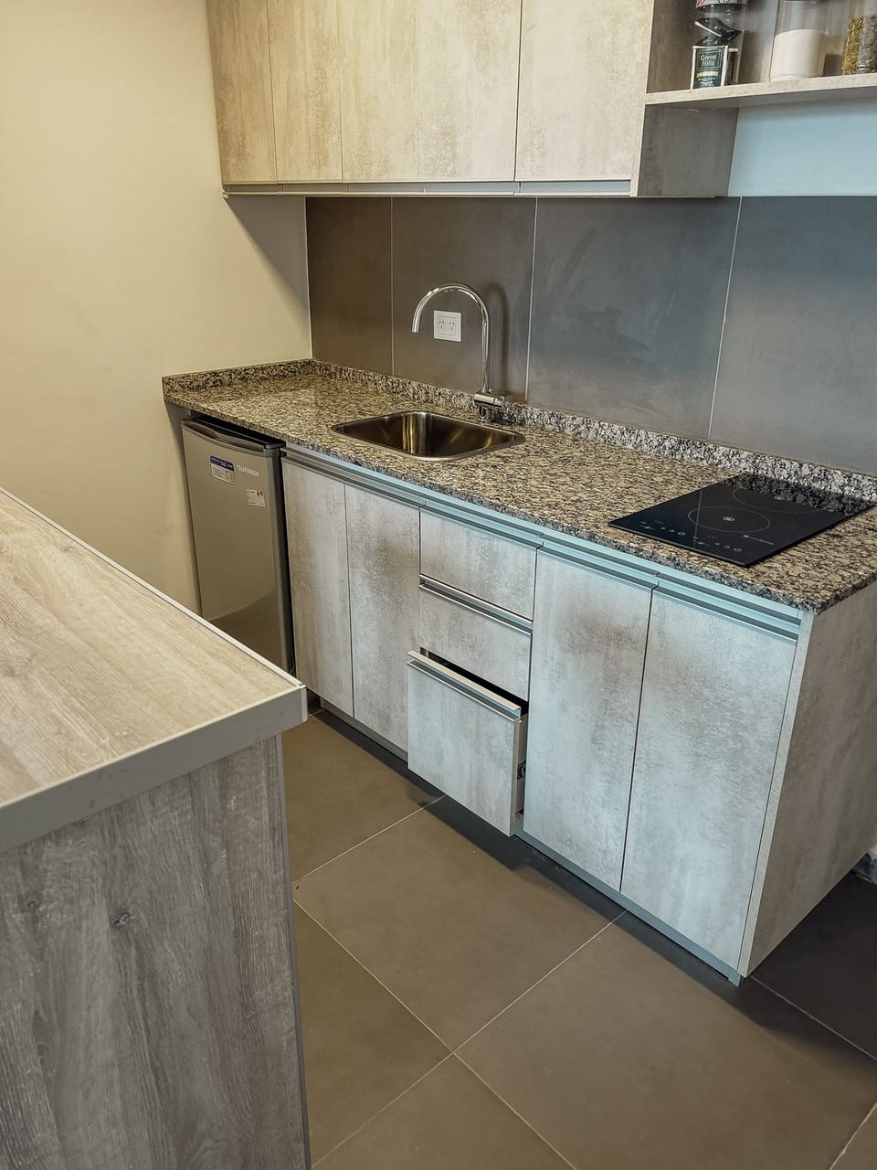 Studio, Mountain View (Buena Vista) | Private kitchen | Full-size fridge, microwave, oven, stovetop