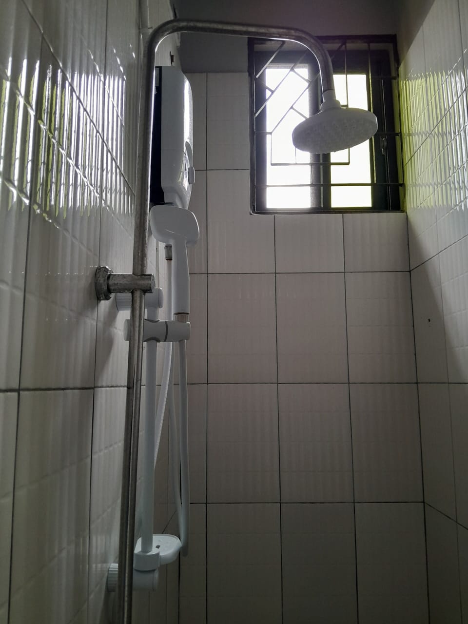 Shower, free toiletries, towels, soap