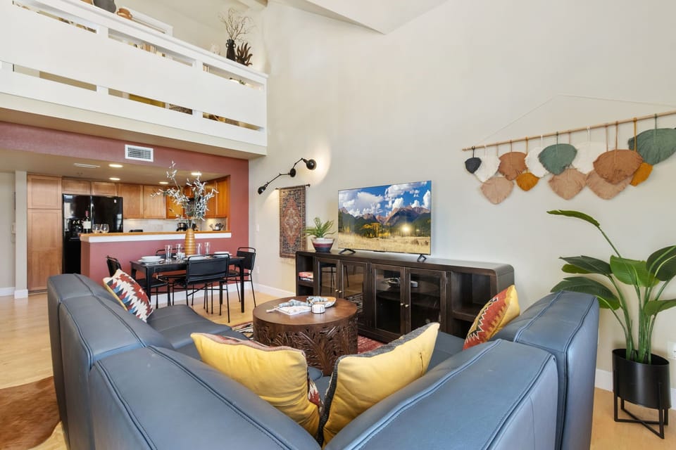 Condo, Multiple Beds, Balcony (408 Mason Court #228) | Living area | 55-inch flat-screen TV with digital channels