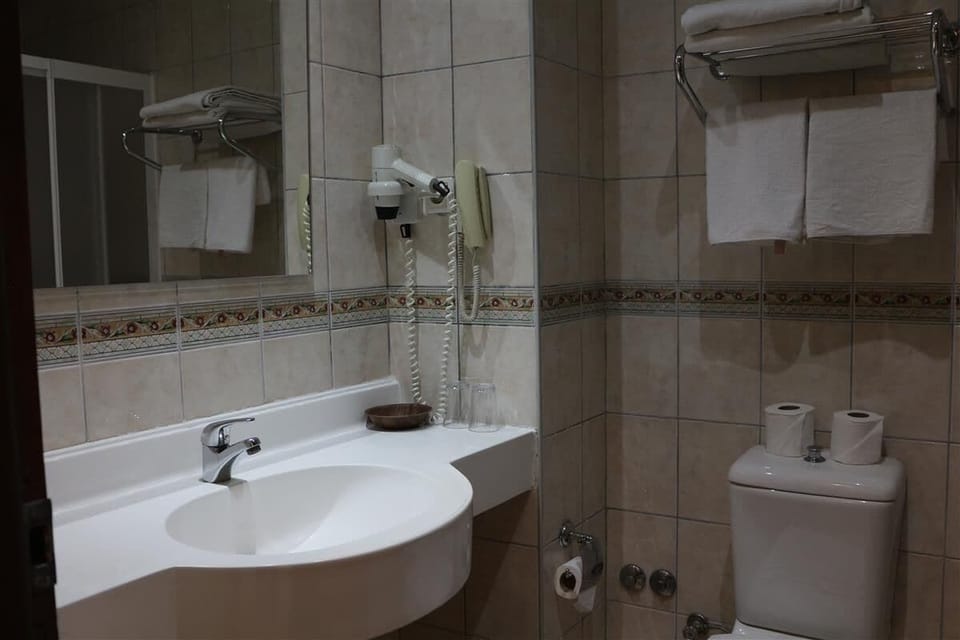 Standard Room, Balcony, City View | Bathroom | Slippers