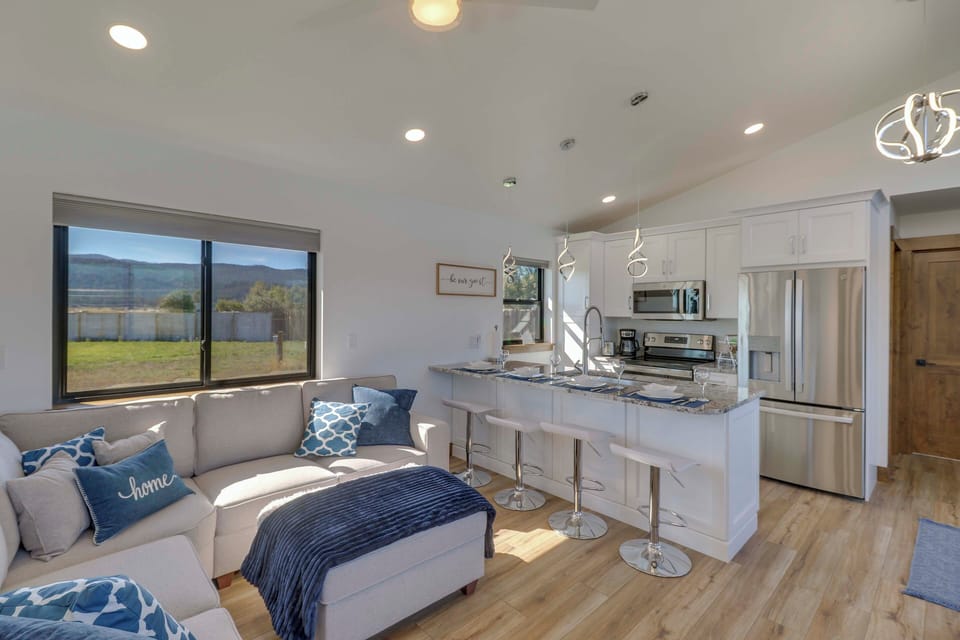 House (2 Bedrooms) | Front of property