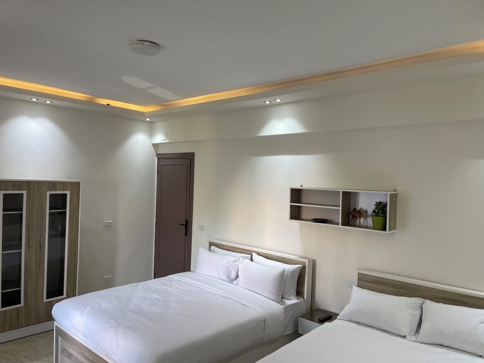 Luxury Triple Room, City View | Soundproofing