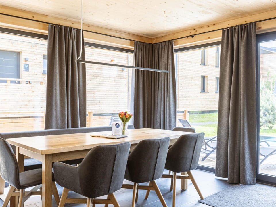 House | Dining
