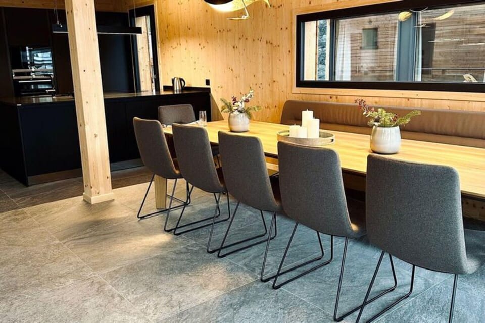 House | Dining