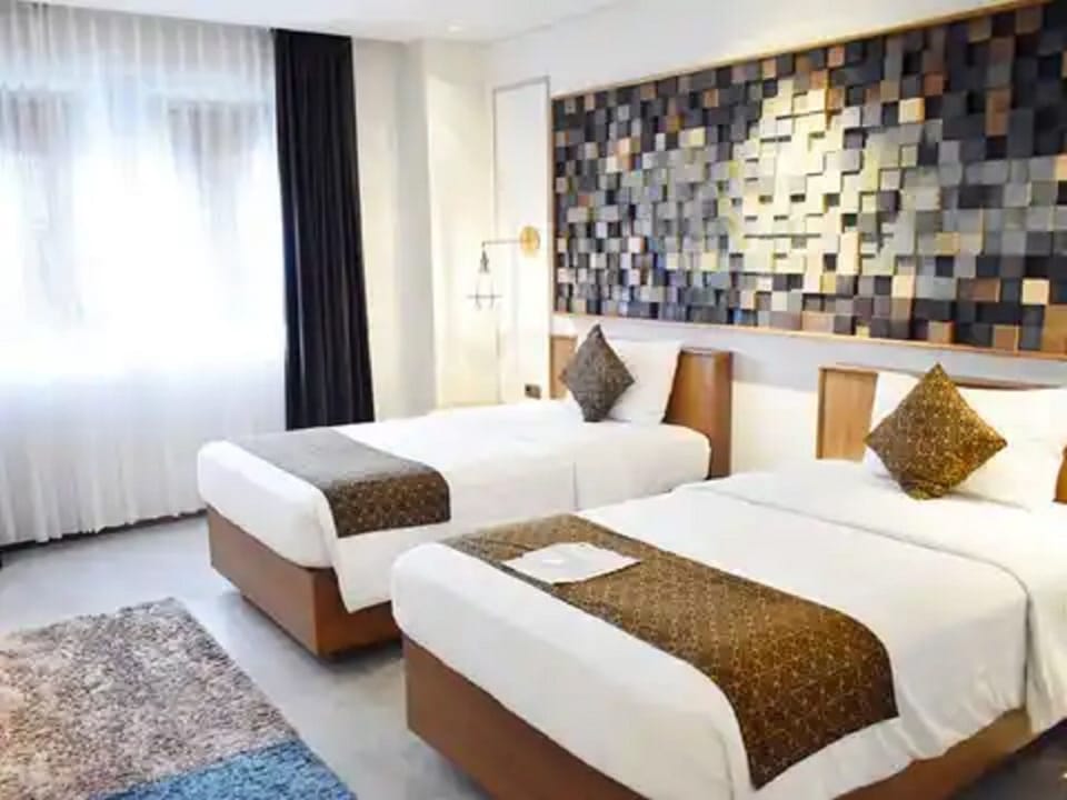 Minibar, in-room safe, desk, soundproofing