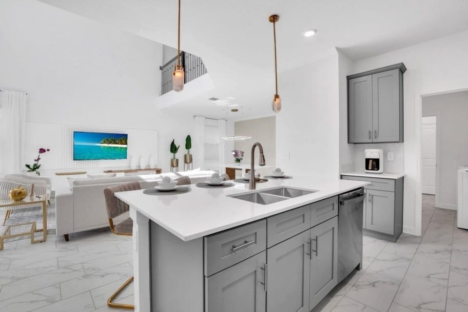 Villa, 5 Bedrooms | Private kitchen