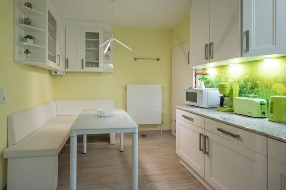 House | Private kitchen | Highchair