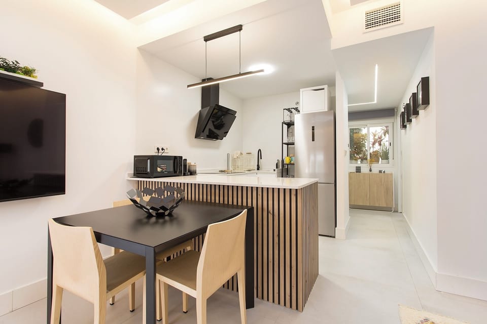 Apartment, 1 Bedroom, Balcony | Interior
