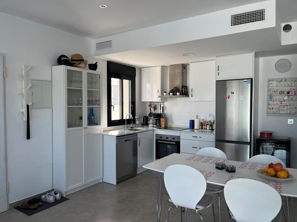 House, 3 Bedrooms, Private Pool, Pool View | Private kitchen