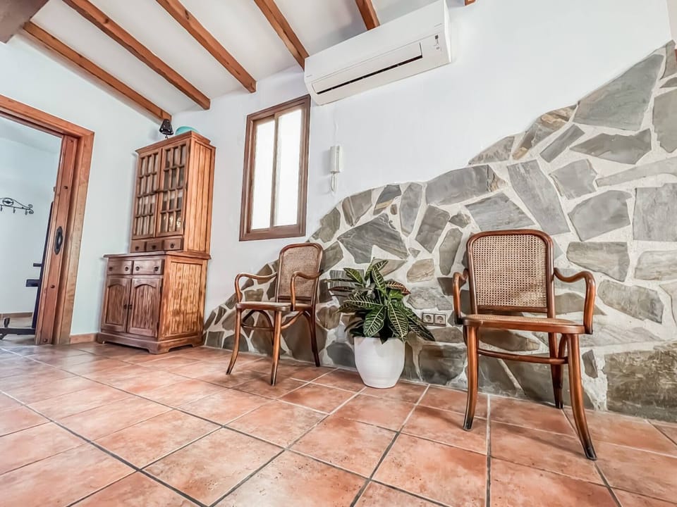 Apartment, 3 Bedrooms, Smoking, Balcony | Lounge