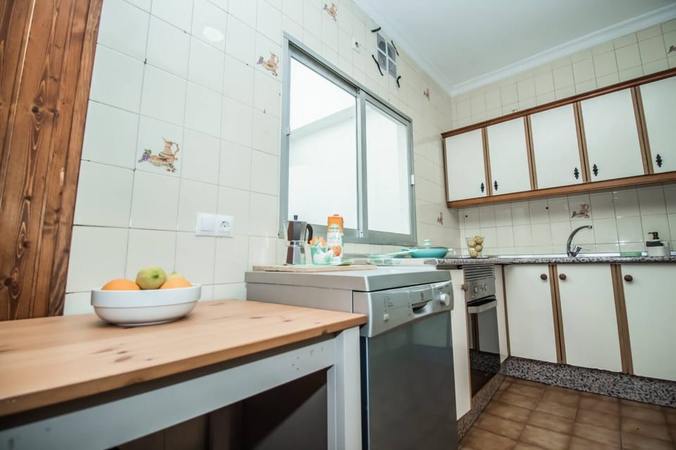 Apartment, 3 Bedrooms, Smoking, Balcony | Interior