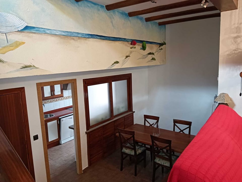 Villa, 3 Bedrooms, Smoking, Private Pool | Dining