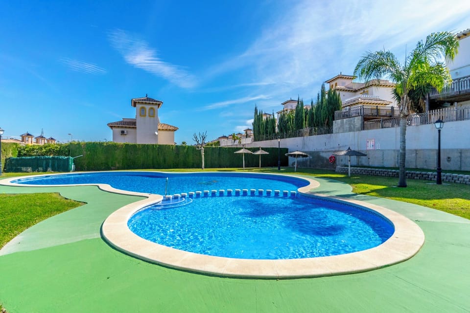 Apartment, 2 Bedrooms, Smoking, Patio | Pool