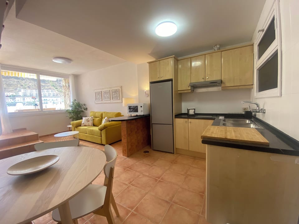 House, 2 Bedrooms, Smoking, Balcony | Interior