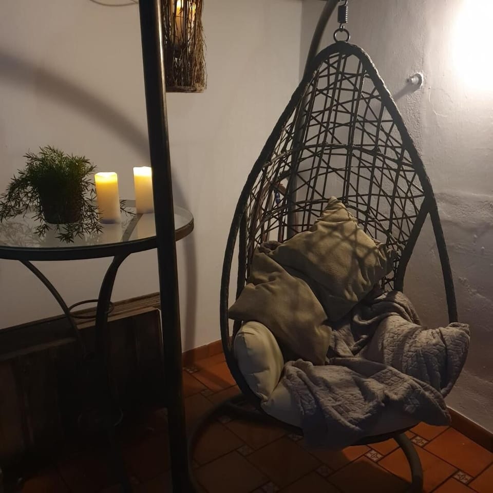 Room, 3 Bedrooms, Balcony, City View | Interior