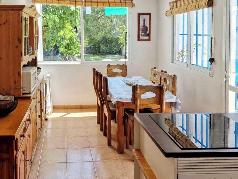 House, 3 Bedrooms, Smoking, Private Pool | Dining