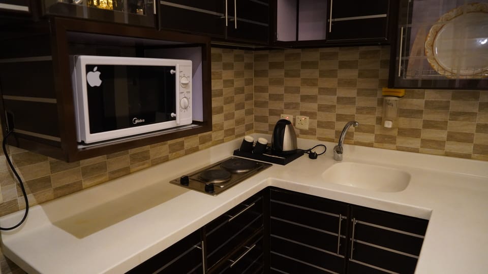 Family Apartment | Private kitchen | Microwave