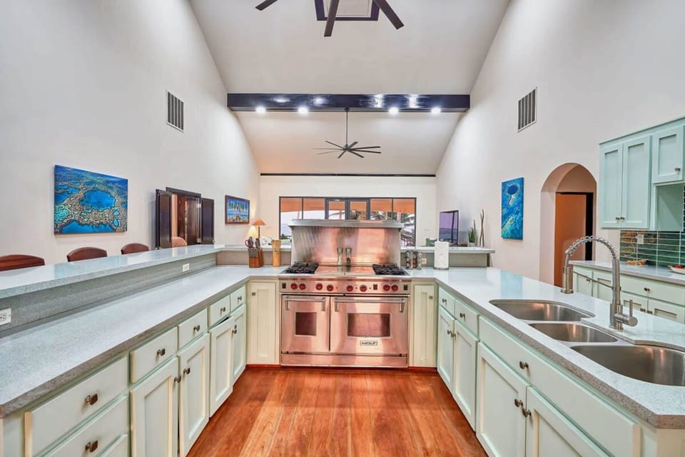 House | 6 bedrooms