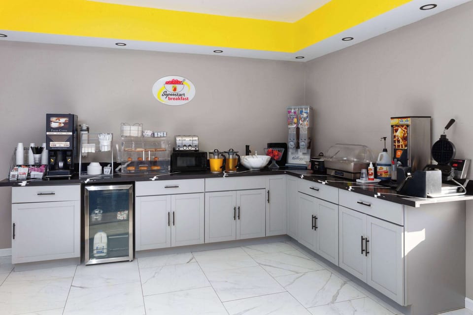 Free daily on-the-go breakfast