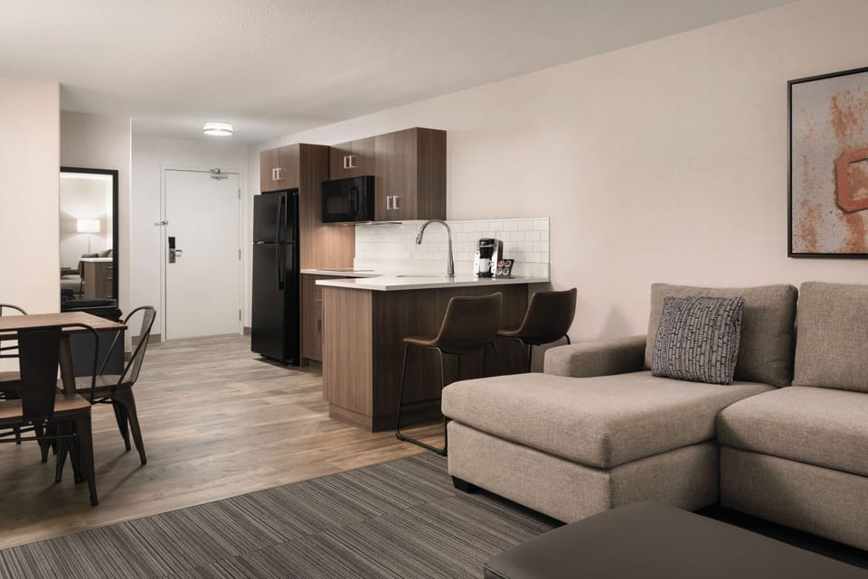 Superior Suite, 1 King Bed with Sofa bed, Kitchen | Private kitchen | Coffee/tea maker, microwave