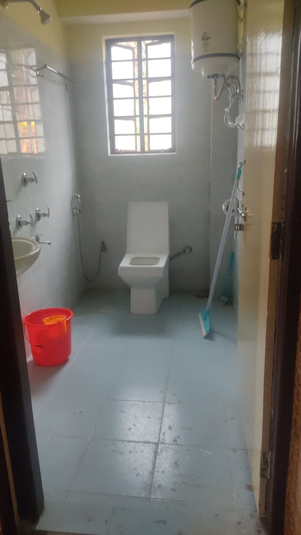 Free toiletries, slippers, towels, soap