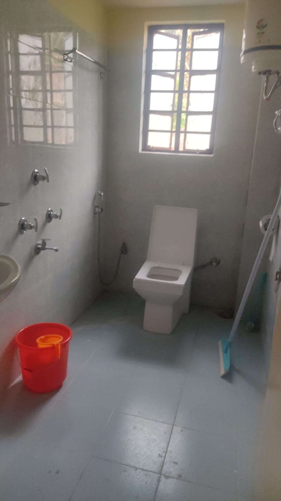 Free toiletries, slippers, towels, soap