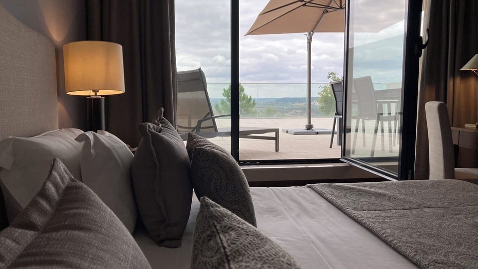 Superior Suite, 1 King Bed | Minibar, in-room safe, desk, laptop workspace