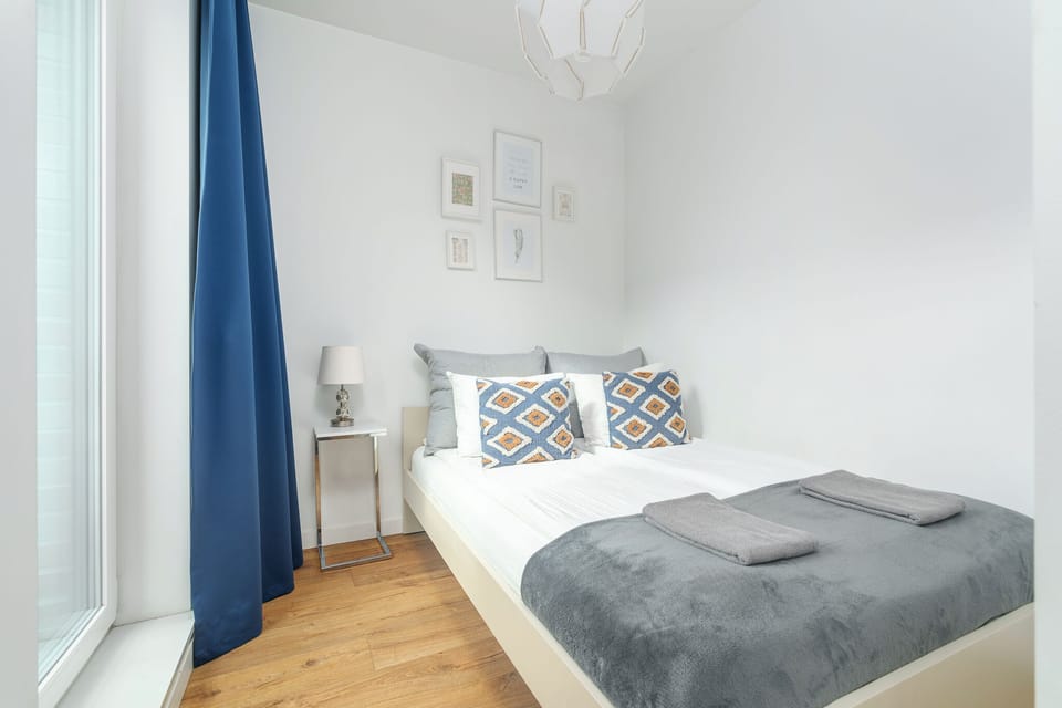 1 bedroom, iron/ironing board, cribs (surcharge), WiFi (free)